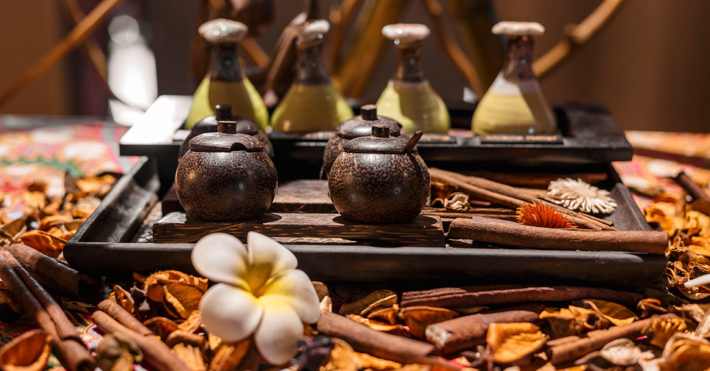 Aroma oils and spices